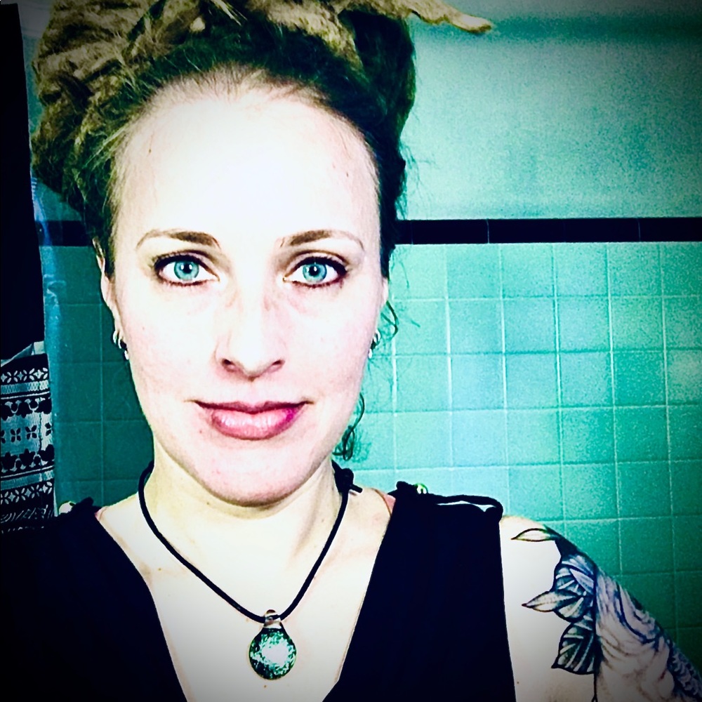 Meet your Posher, Michelle